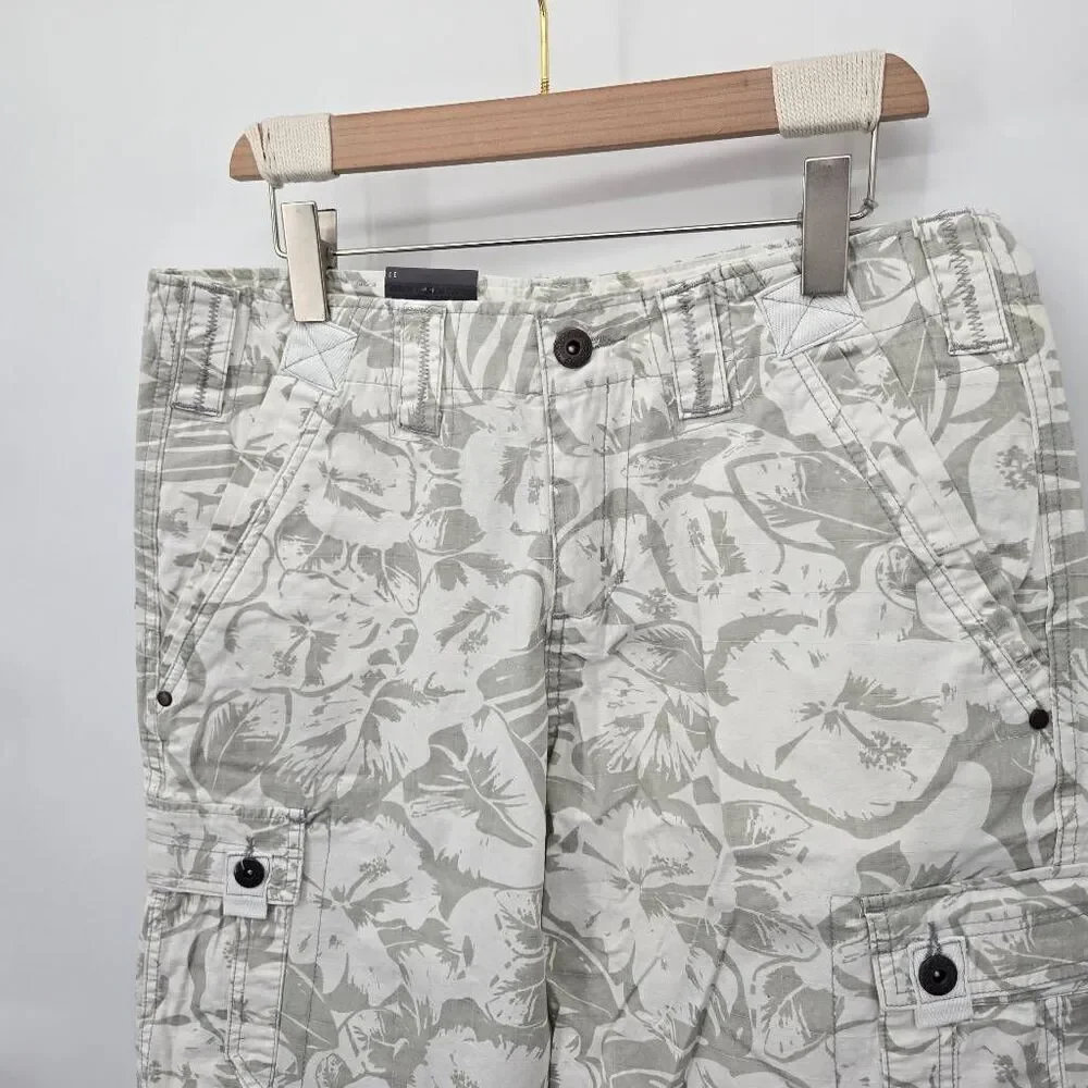 Carbon Men's Cargo Shorts Size 31 Tropical Print Hawaiian NWT